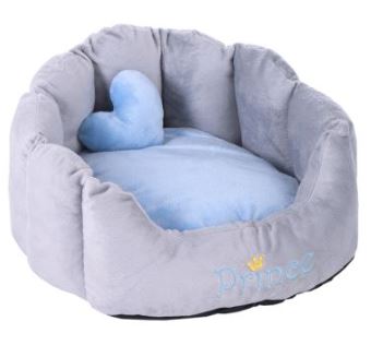 Troon hondenmand voor hem