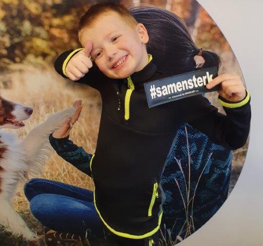 Jongste telg van K9 shop helpt graag labels maken