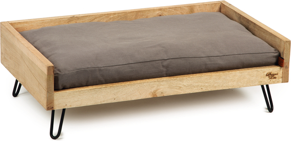Designed by Lotte Turana - Hondenmand - Hout - 75x45x23 cm afbeelding